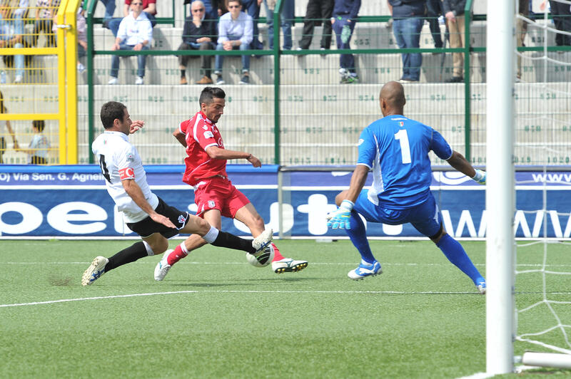 Side Line 11